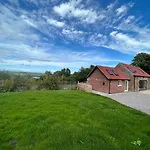 Sladacre 2 Bedroom Converted Barn