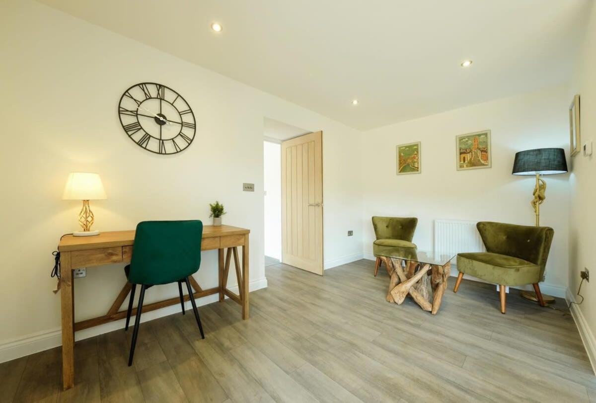 Apartment Sladacre 2 Bedroom Converted Barn Bristol