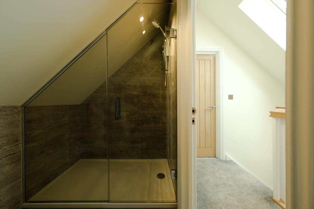 Sladacre 2 Bedroom Converted Barn Apartment